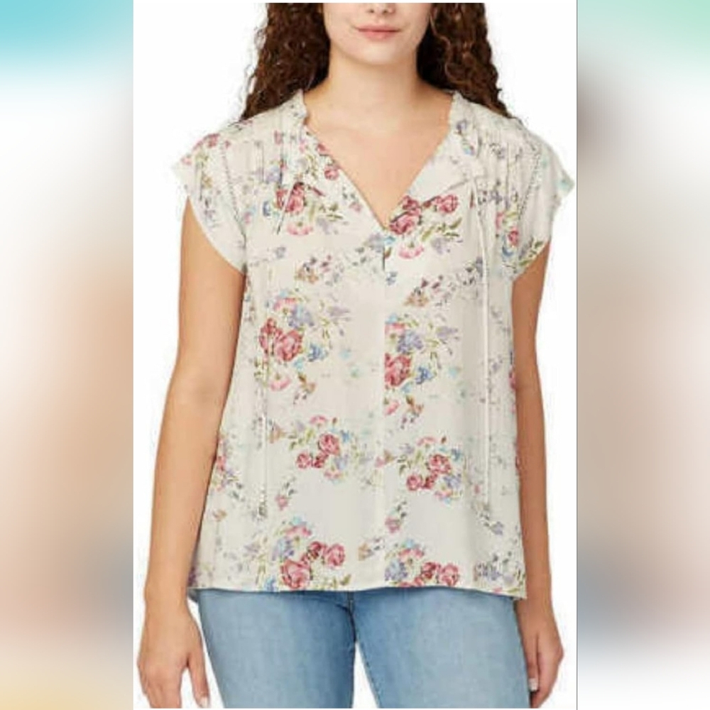 Buffalo Ivory Flowers V-Neck Flutter Sleeve Floral Top Sz XXL/18 NWT
